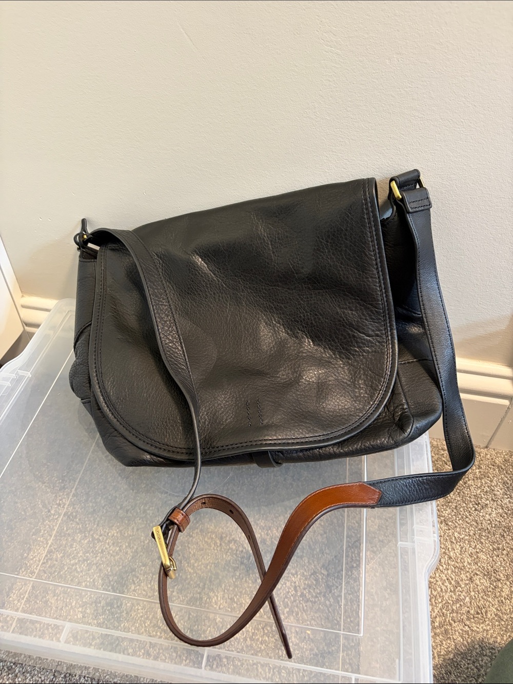 Fossil Black Leather Crossbody with Brown Accent Strap